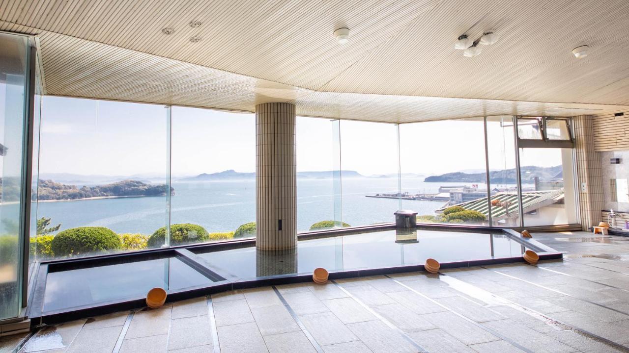 Tenku Hotel Kairo Tonosho  Eksteriør billede