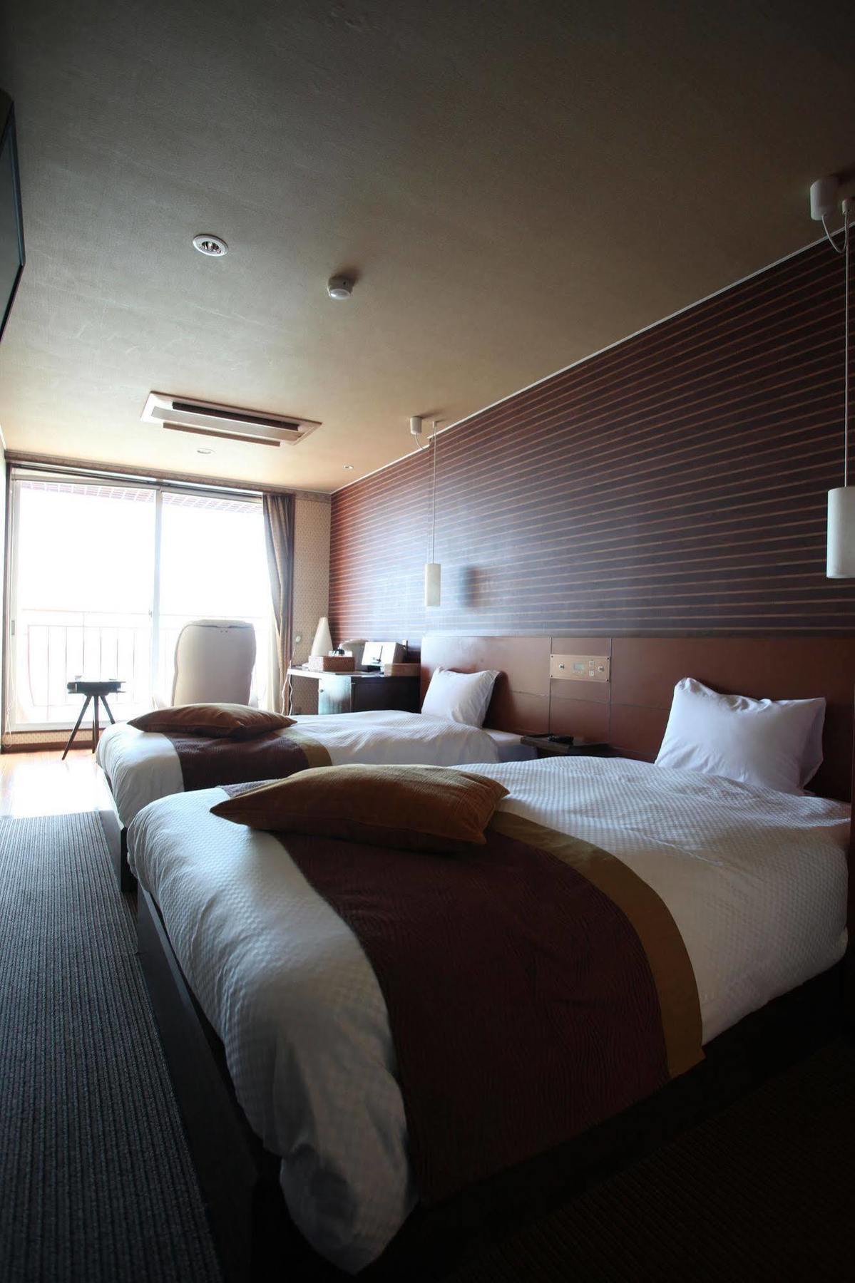 Tenku Hotel Kairo Tonosho  Eksteriør billede