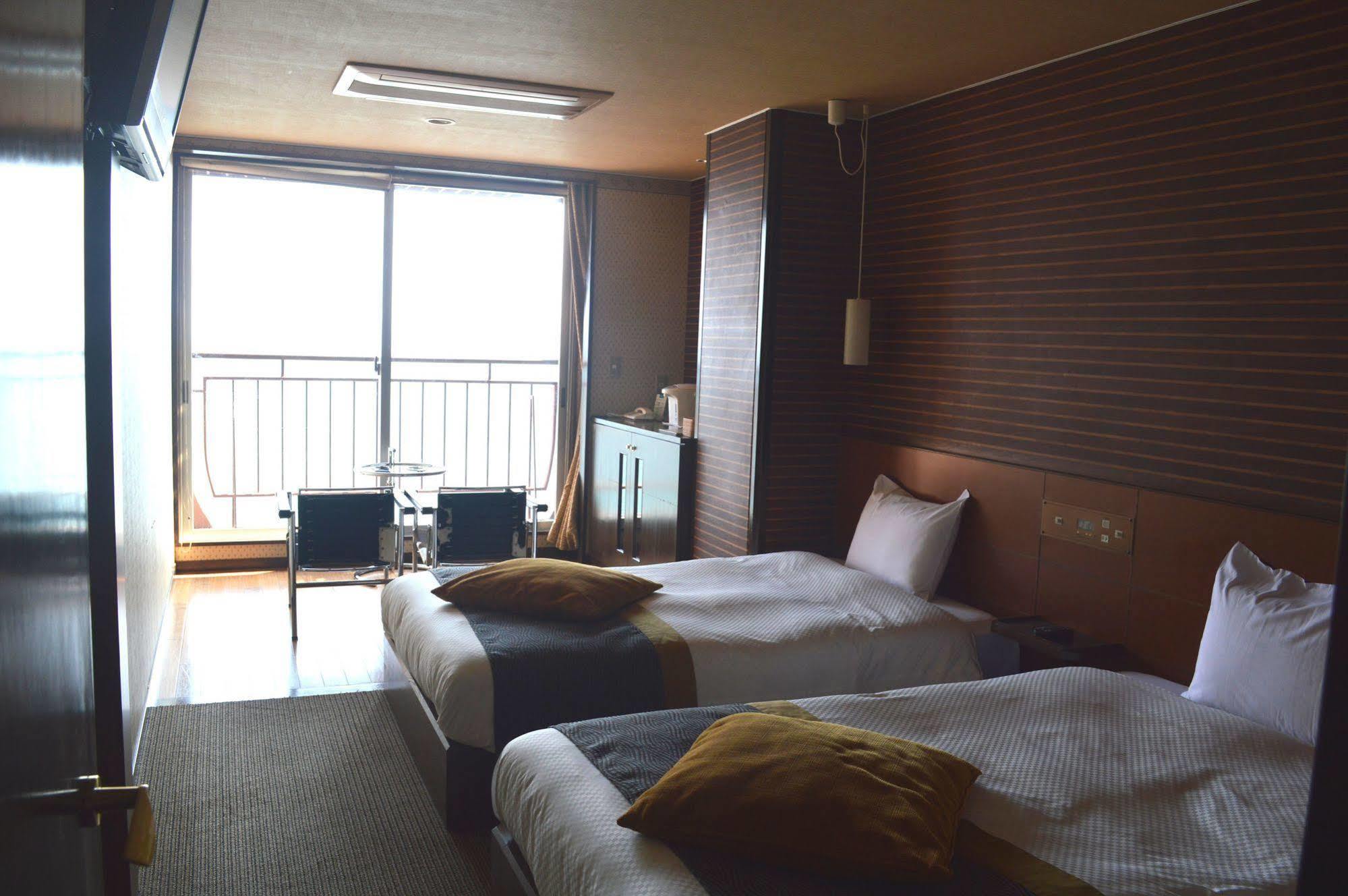 Tenku Hotel Kairo Tonosho  Eksteriør billede